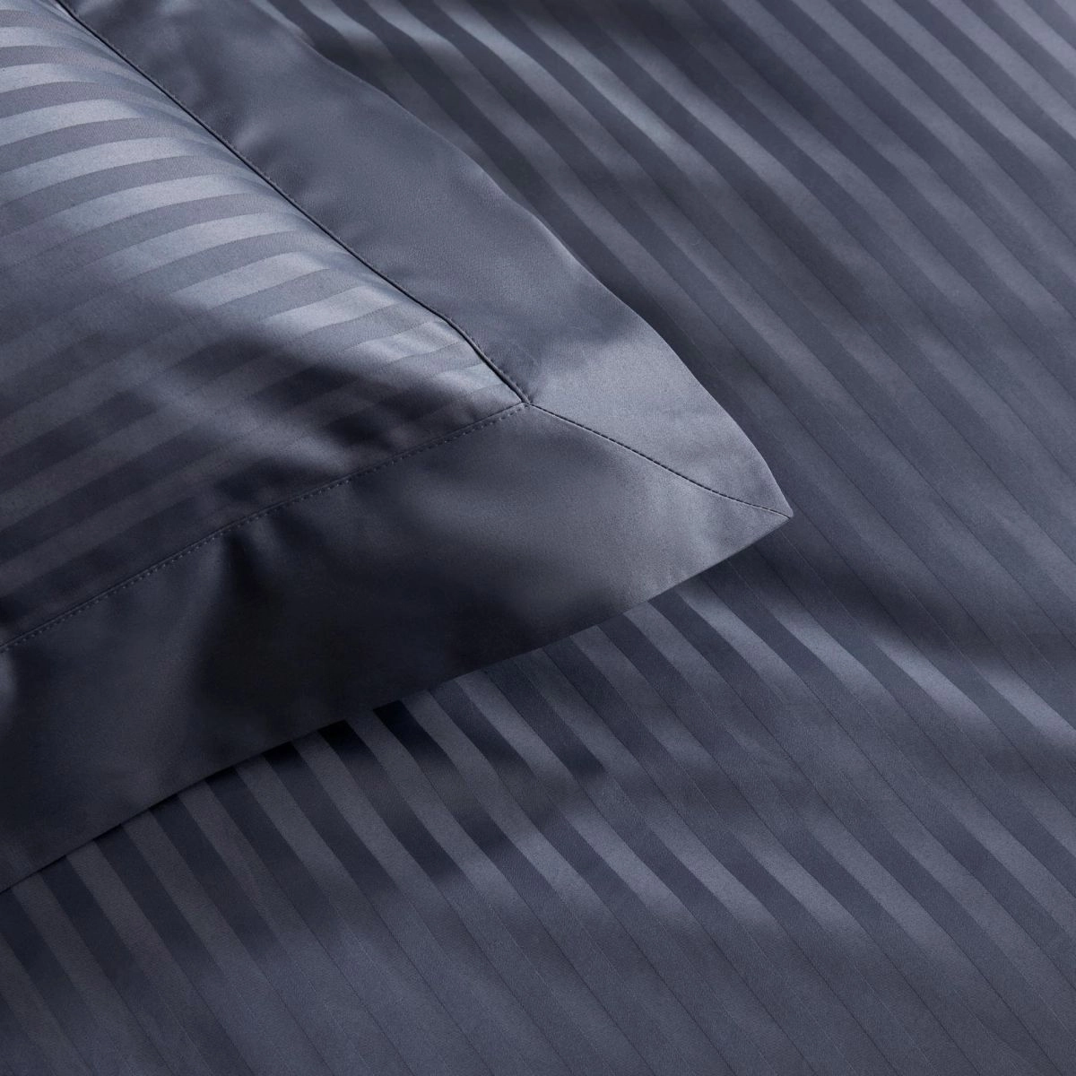 1200tc Millennia INK Quilt Cover by Sheridan