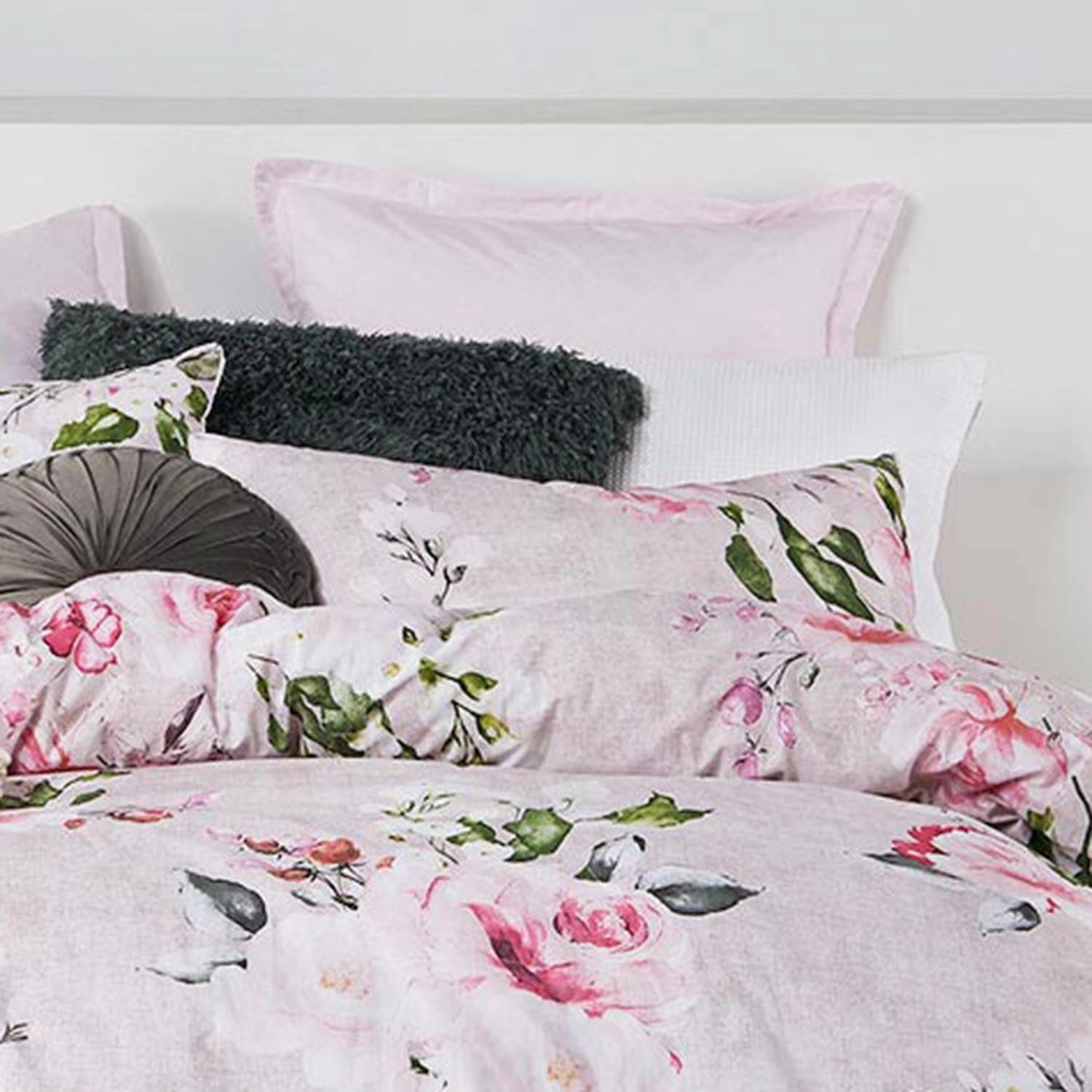 Cherub Pink Quilt Cover Set by Logan and Mason