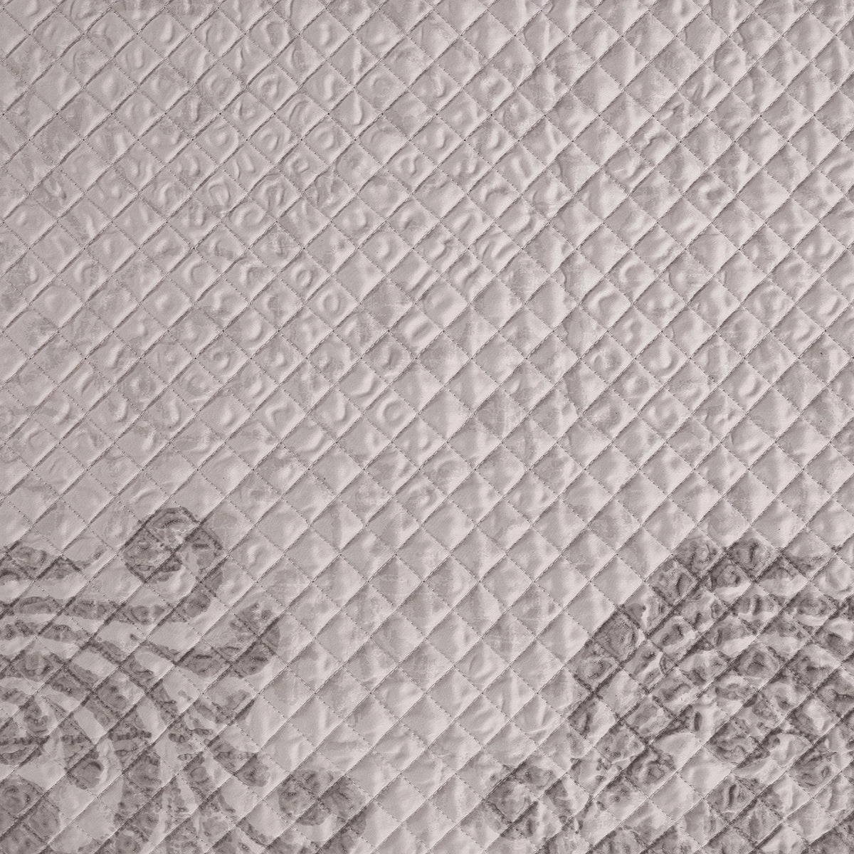 Classical Ornate Seamless Scroll Quilt/Quilted Bed Cover Gold