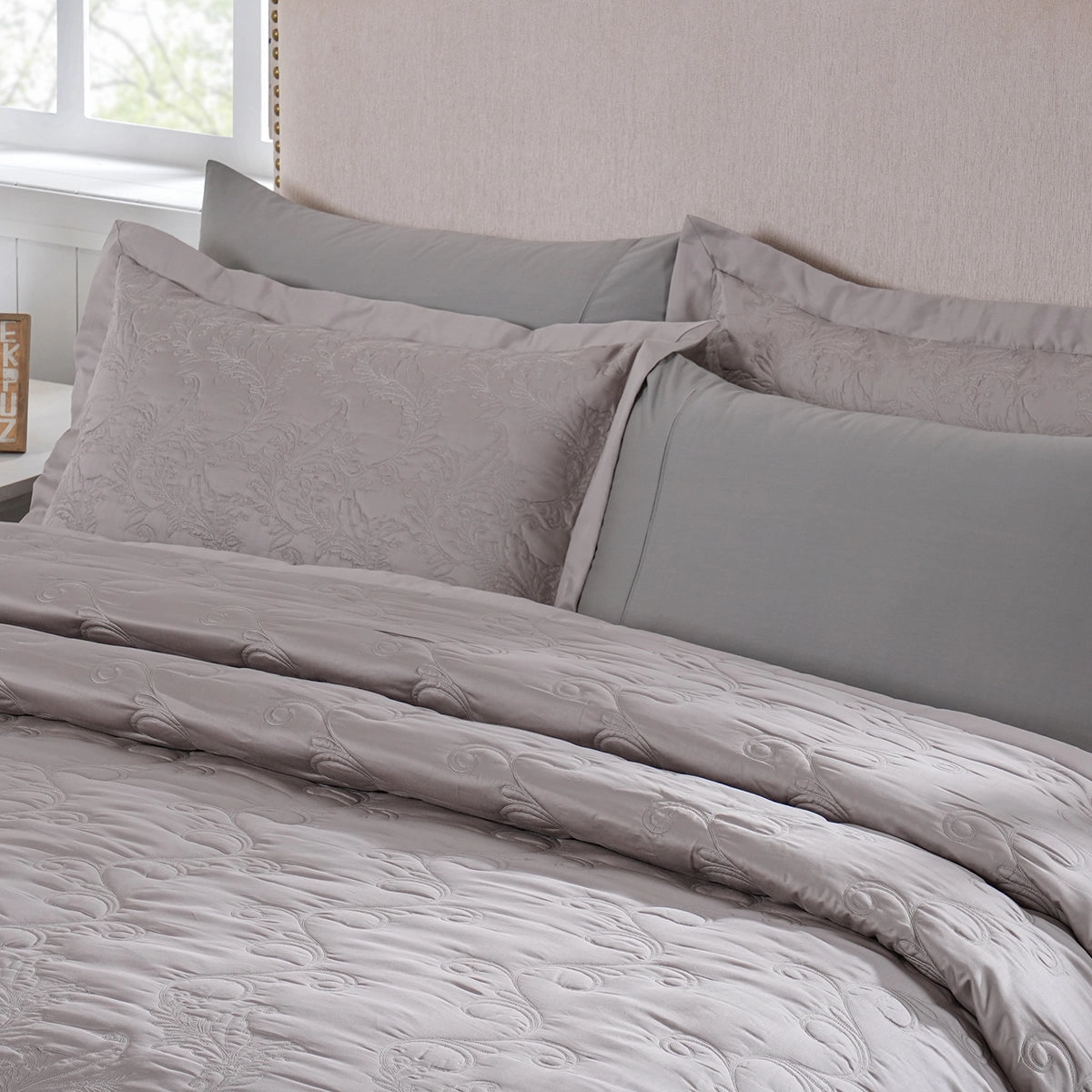 Classical Ornate Twirls & Swirls Quilt/Quilted Bed Cover Neutral