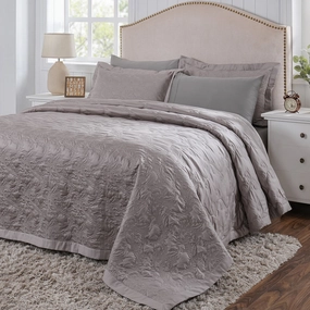 Classical Ornate Twirls & Swirls Quilt/Quilted Bed Cover Neutral