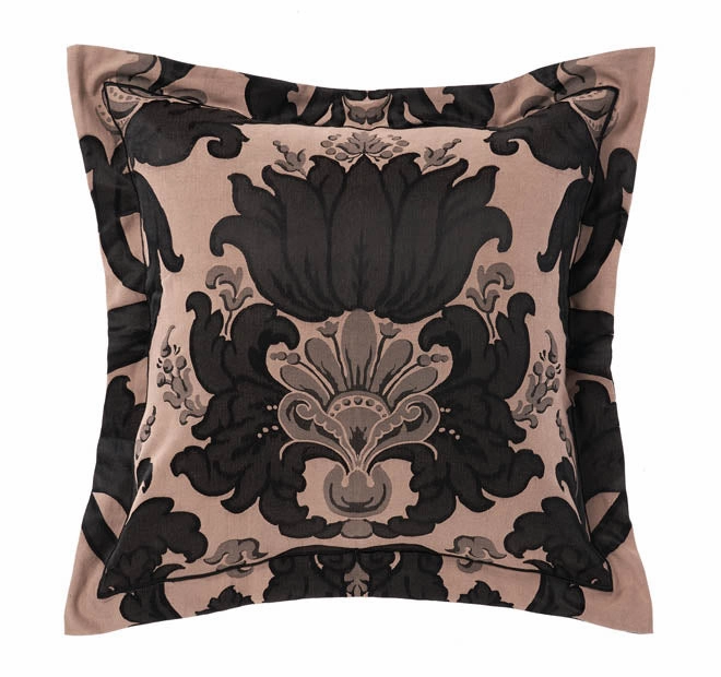 Dionisia Quilt Cover Set Range Black