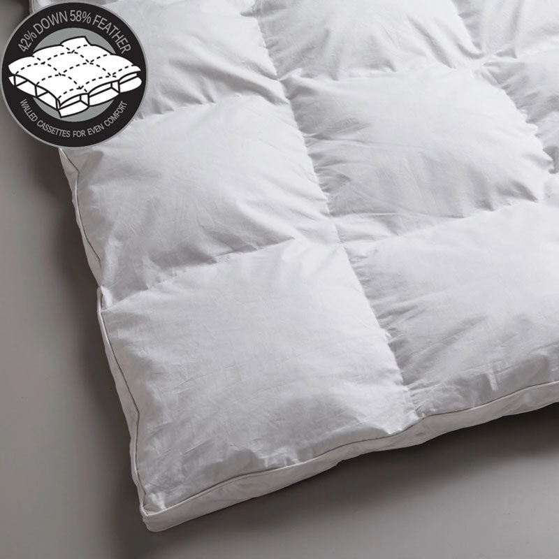 Down & Feather Quilt 42/58 by Logan & Mason