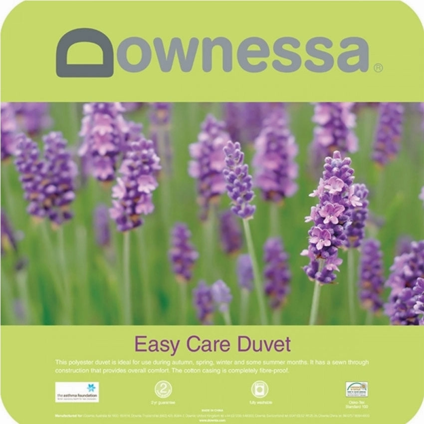Downessa Easy Care Quilt by Downia