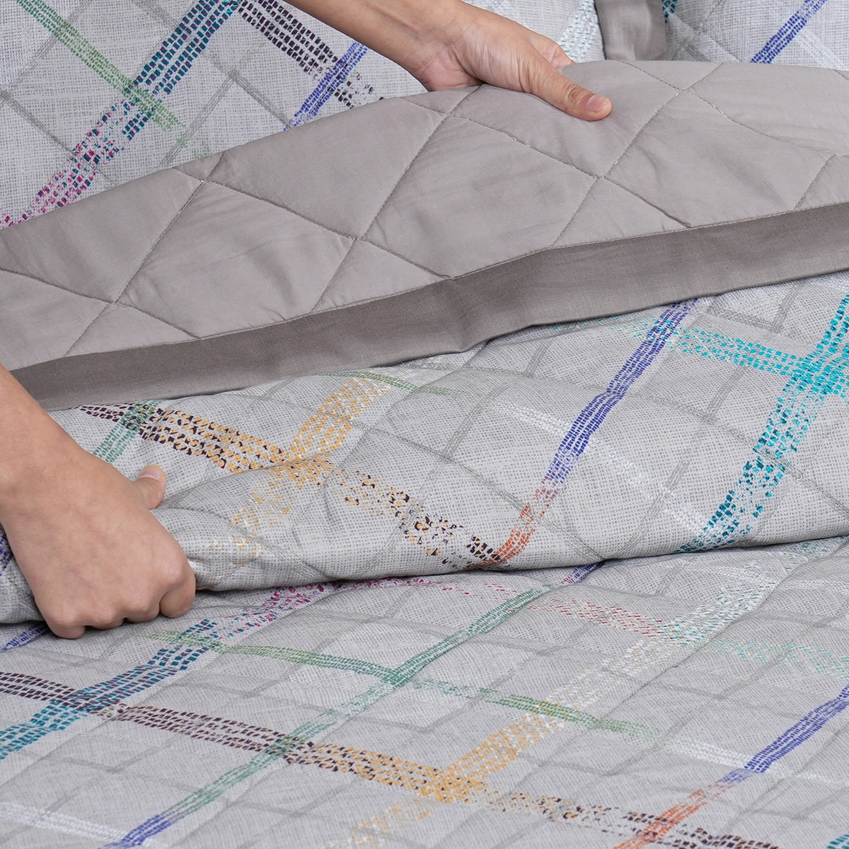 Eclectic Geo Rhombus Grey 8pcs Quilt/Quilted Bed Cover