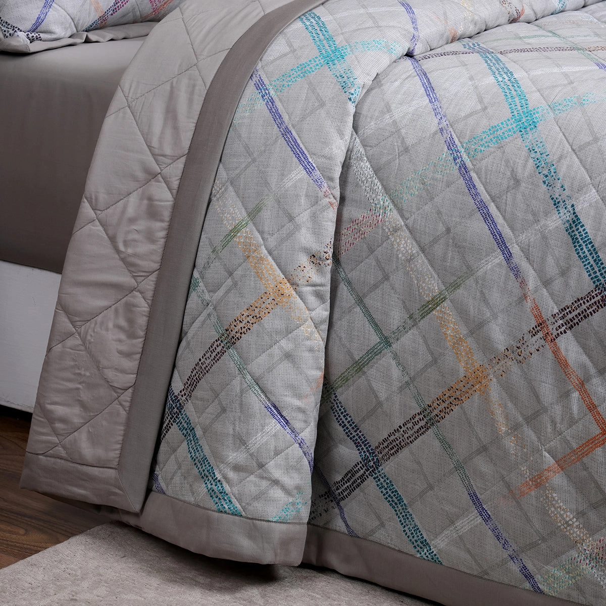 Eclectic Geo Rhombus Grey 8pcs Quilt/Quilted Bed Cover