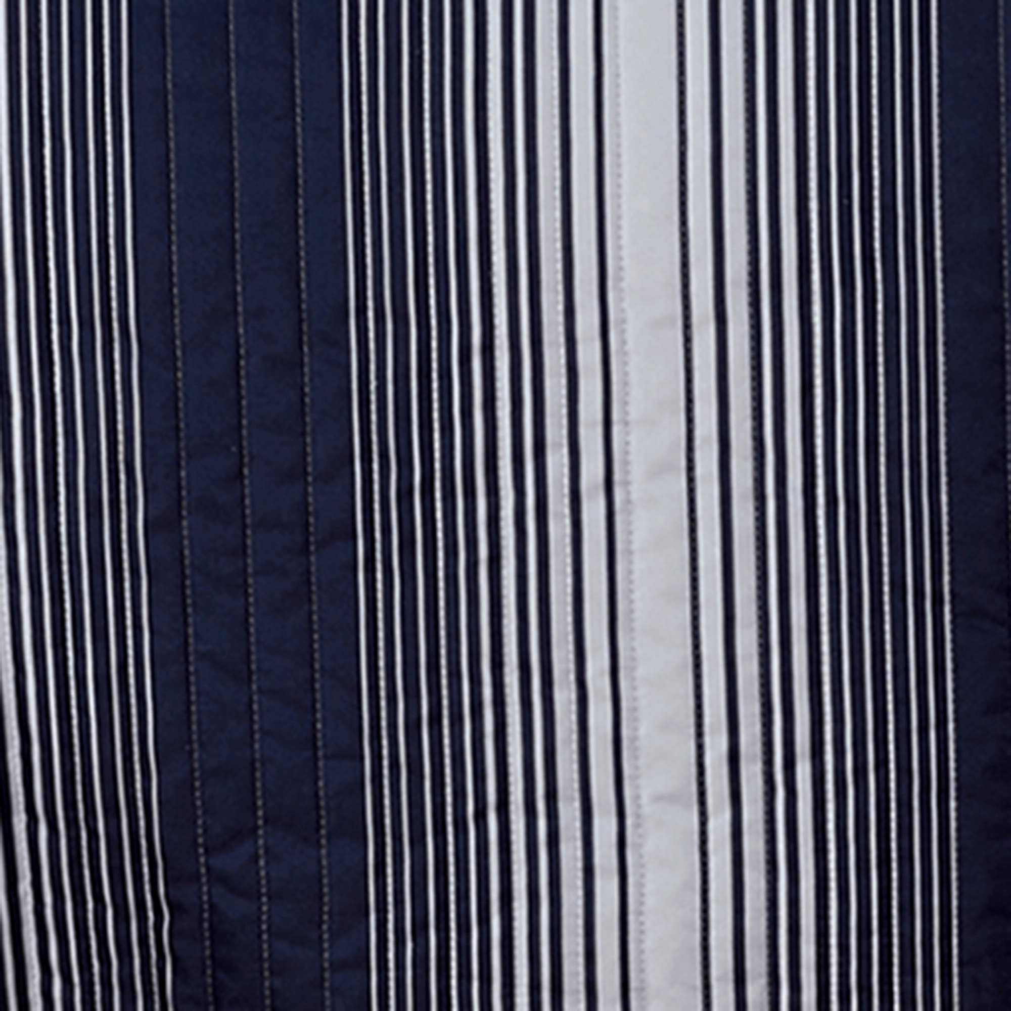 Everette Collection 3 Piece Ombre Striped Quilt Set