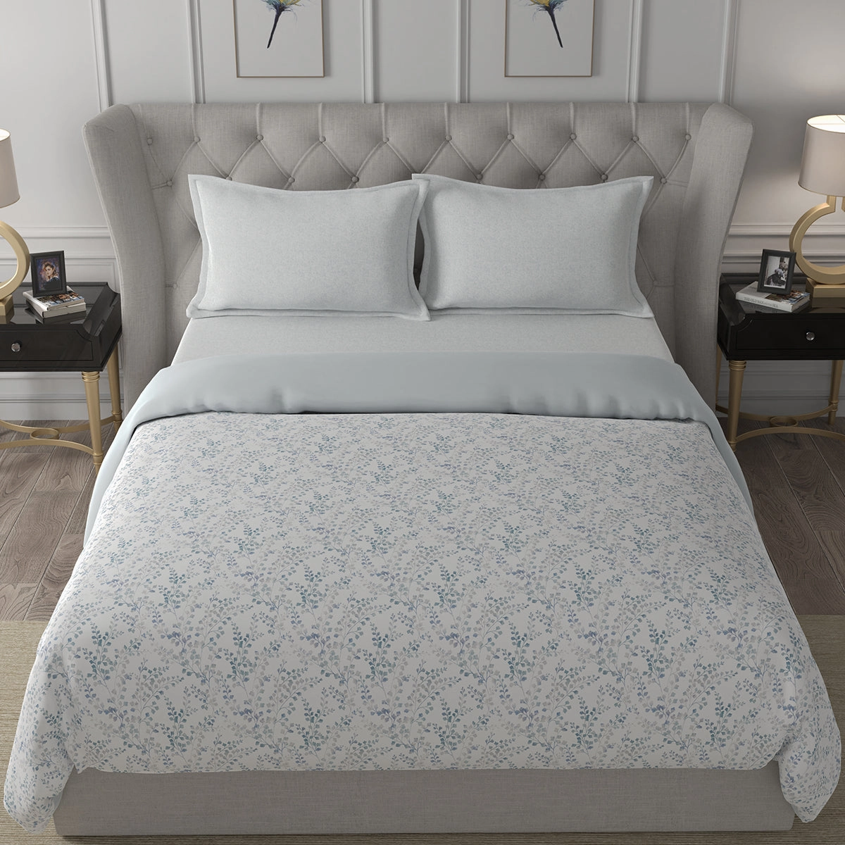 Hermosa Exotic Bouquet Foliage Blue Quilt