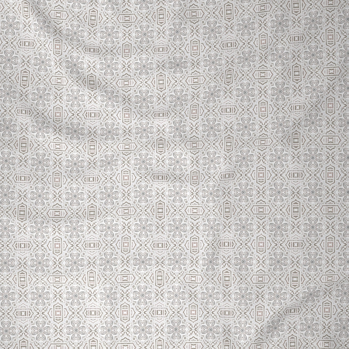 Hermosa Exotic Bouquet Kallie Neutral Quilt