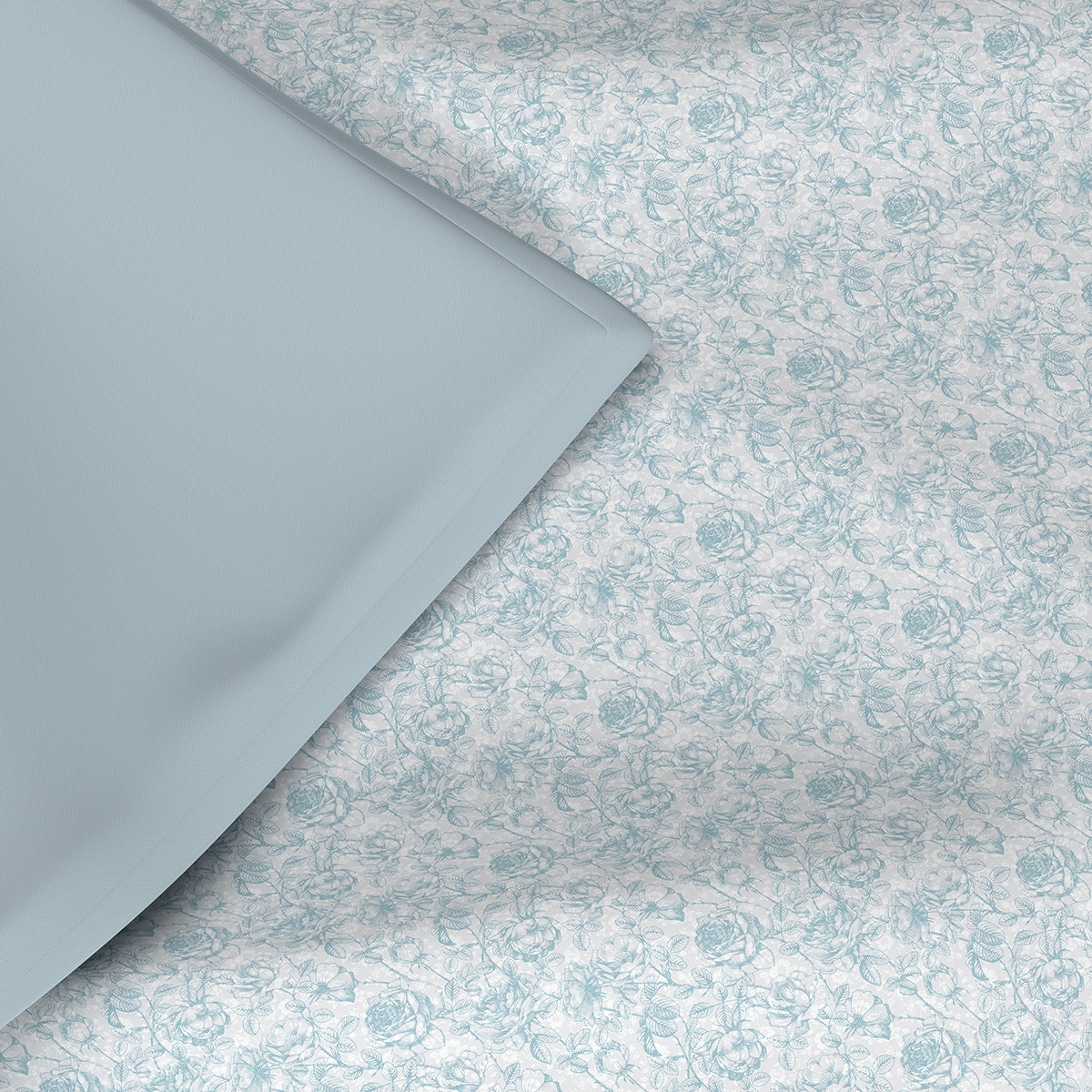 Hermosa Exotic Bouquet Wonderland Blue Quilt