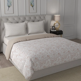 Hermosa Exotic Bouquet Wonderland Red Quilt