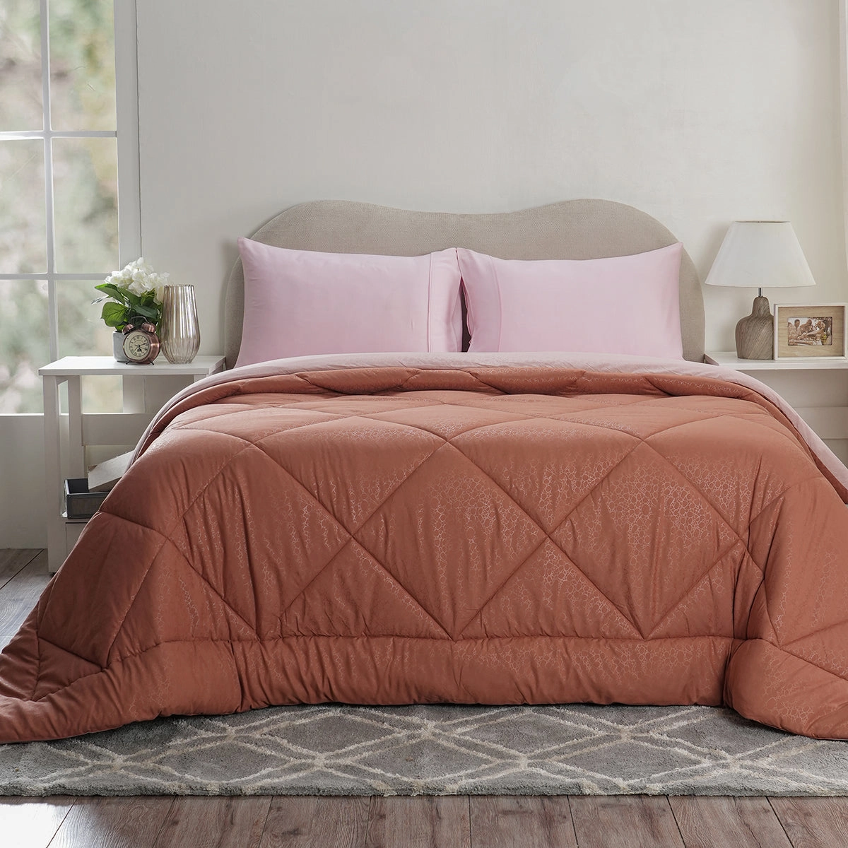 Hermosa Glister Pebble Rust 250GSM Reversible Winter Quilt