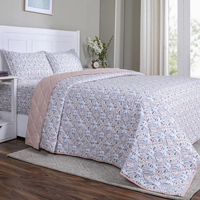 Hermosa Sensory Bloom Avery Quilt Blue