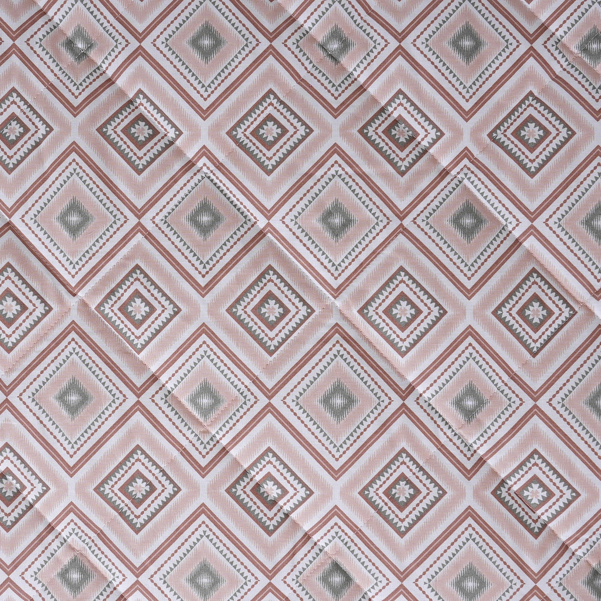 Hermosa Sensory Bloom Jude Quilt Peach