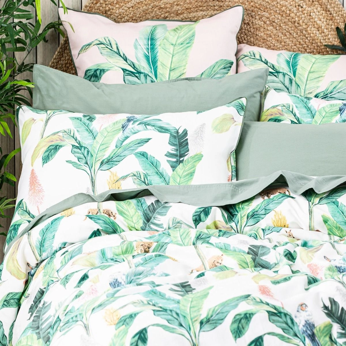 Livia Quilt Cover Set by Renee Taylor