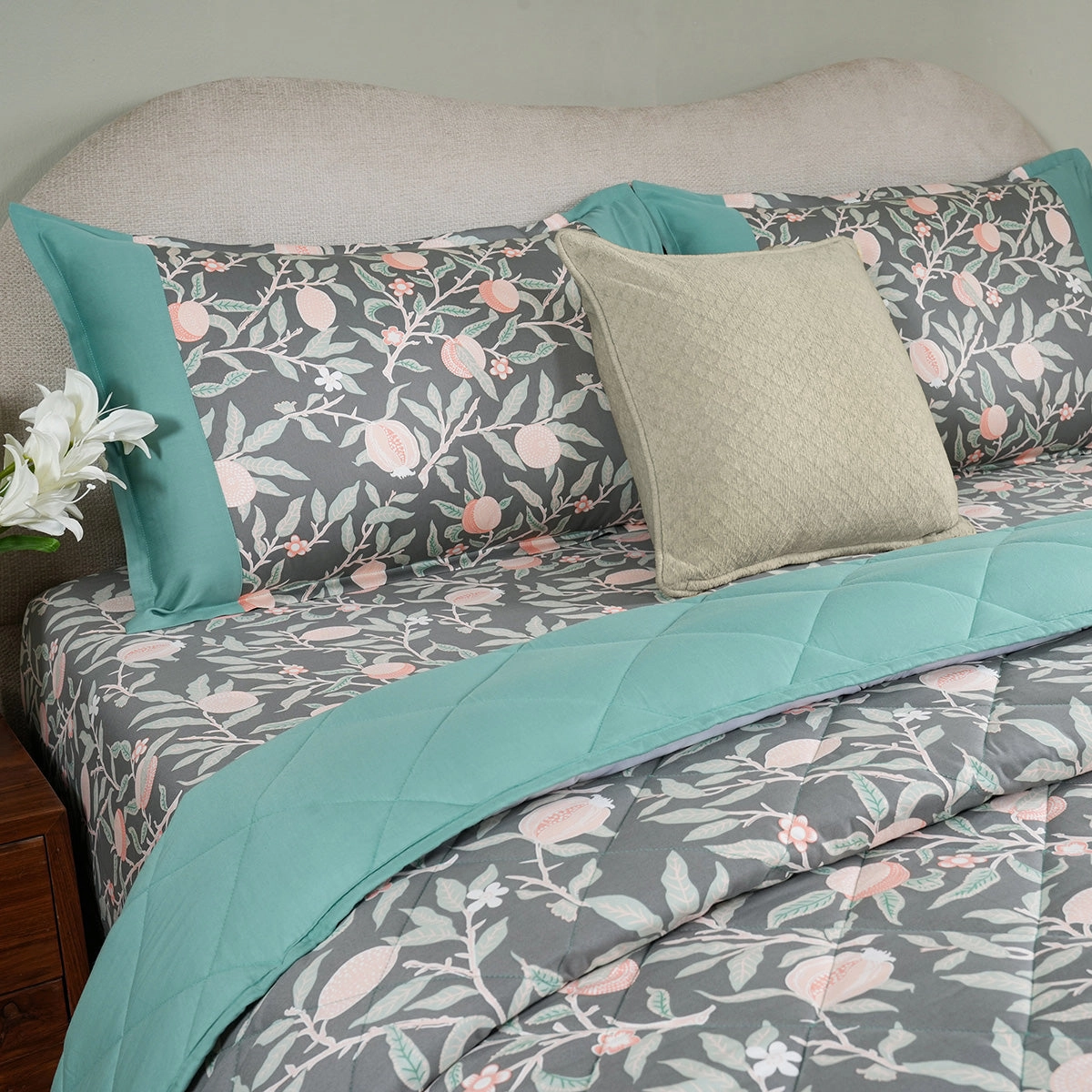 Sensory Bloom Granada 4 pcs Green Quilt Set