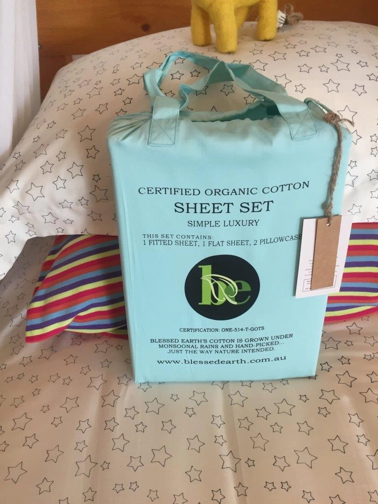 Simple Luxury Quilt Set Tahitian Blue Silhouette
