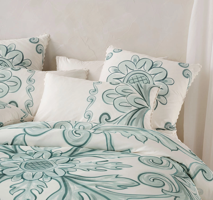 Thalia Quilt Cover Set Range Blue