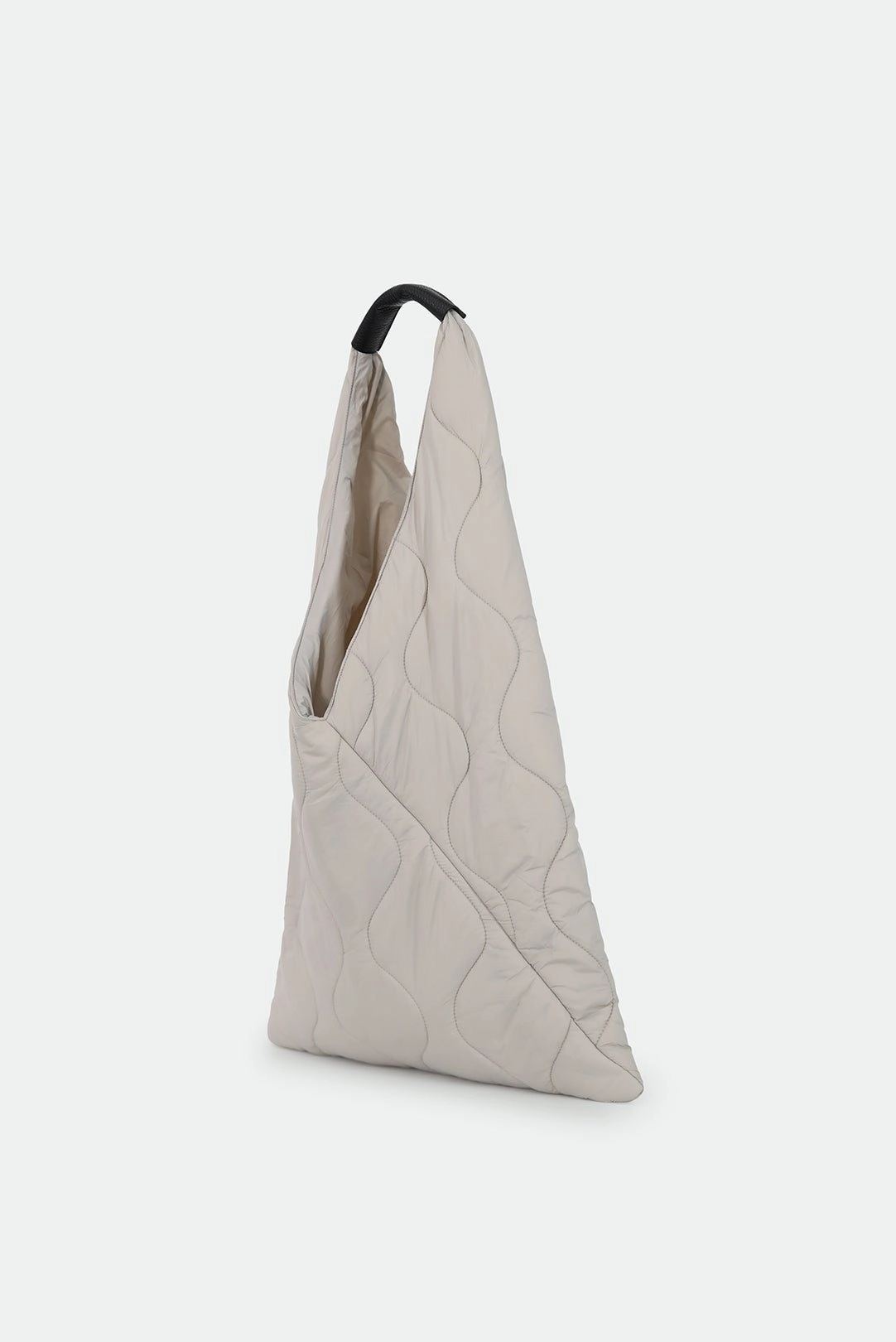 THE GALLERY TOTE QUILTED WITH LEATHER DETAIL