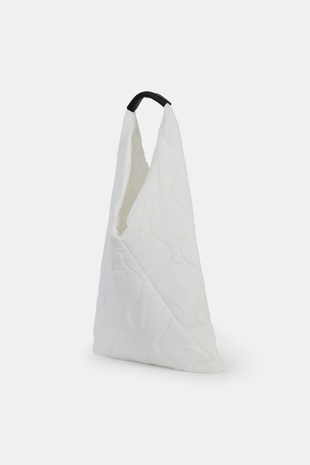 THE GALLERY TOTE QUILTED WITH LEATHER DETAIL