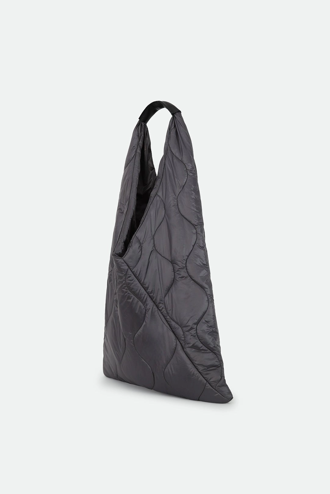 THE GALLERY TOTE QUILTED WITH LEATHER DETAIL