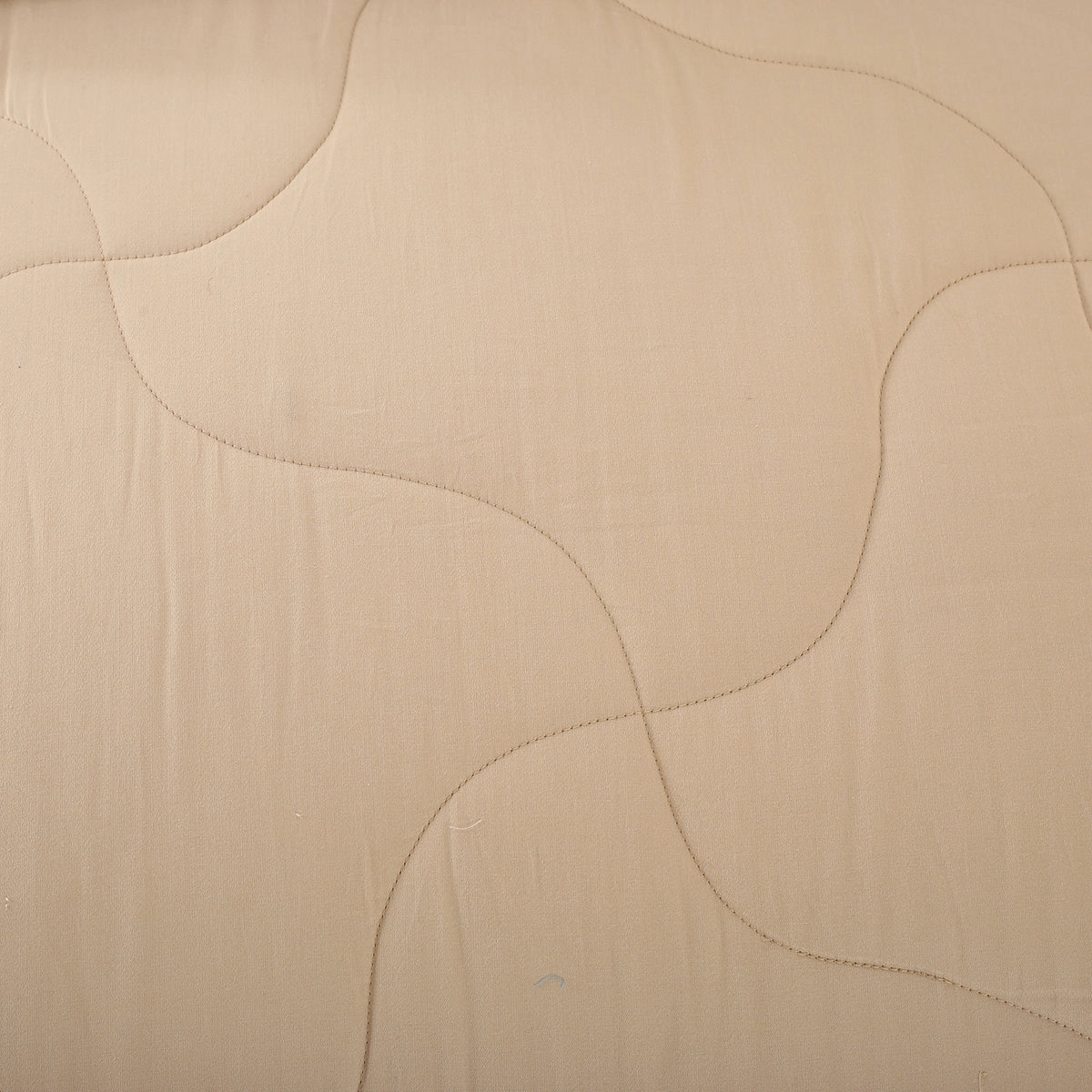 Vincent Reversible Summer AC Quilt/Quilted Bed Cover/Comforter Marzipan/Simply Taupe
