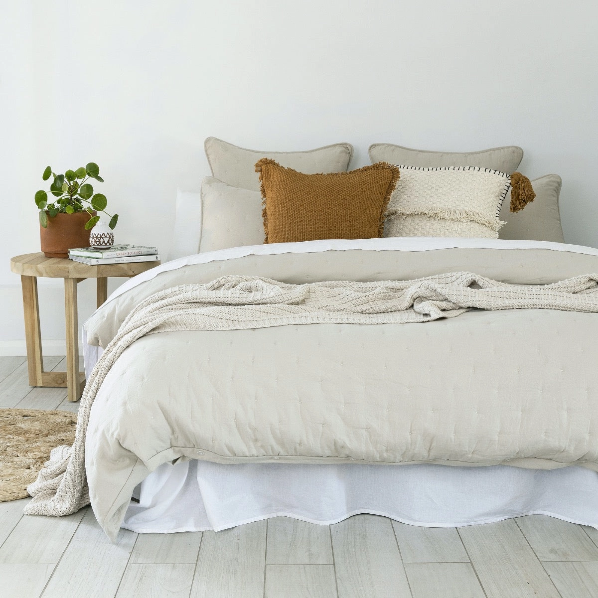 Willare PEBBLE Quilt Cover Set by Bambury